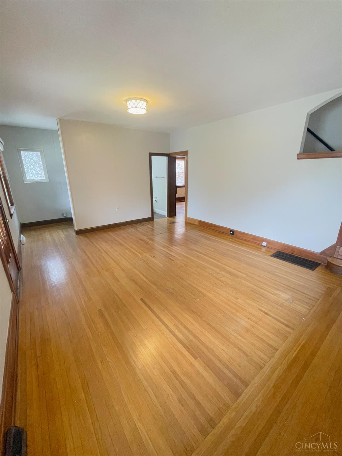 3520 St Martins Place, Cheviot, OH, 45211 — photo 9