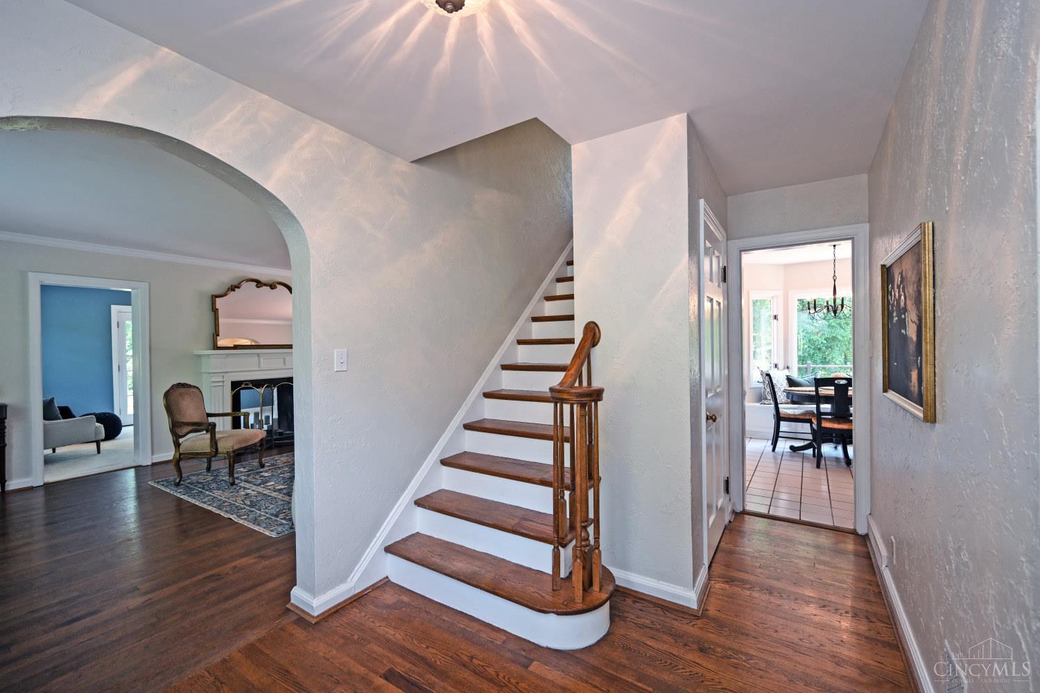 101 Linden Drive, Wyoming, OH, 45215 — photo 10