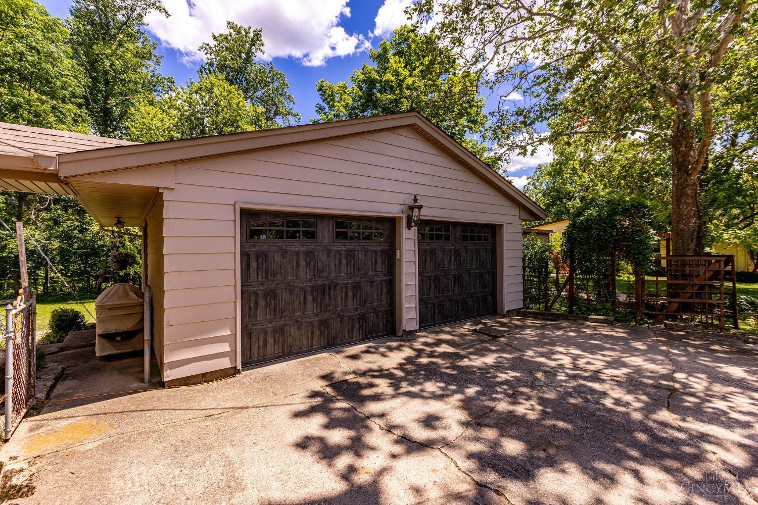 1001 Cedar Drive, Oxford, OH, 45056 — photo 24