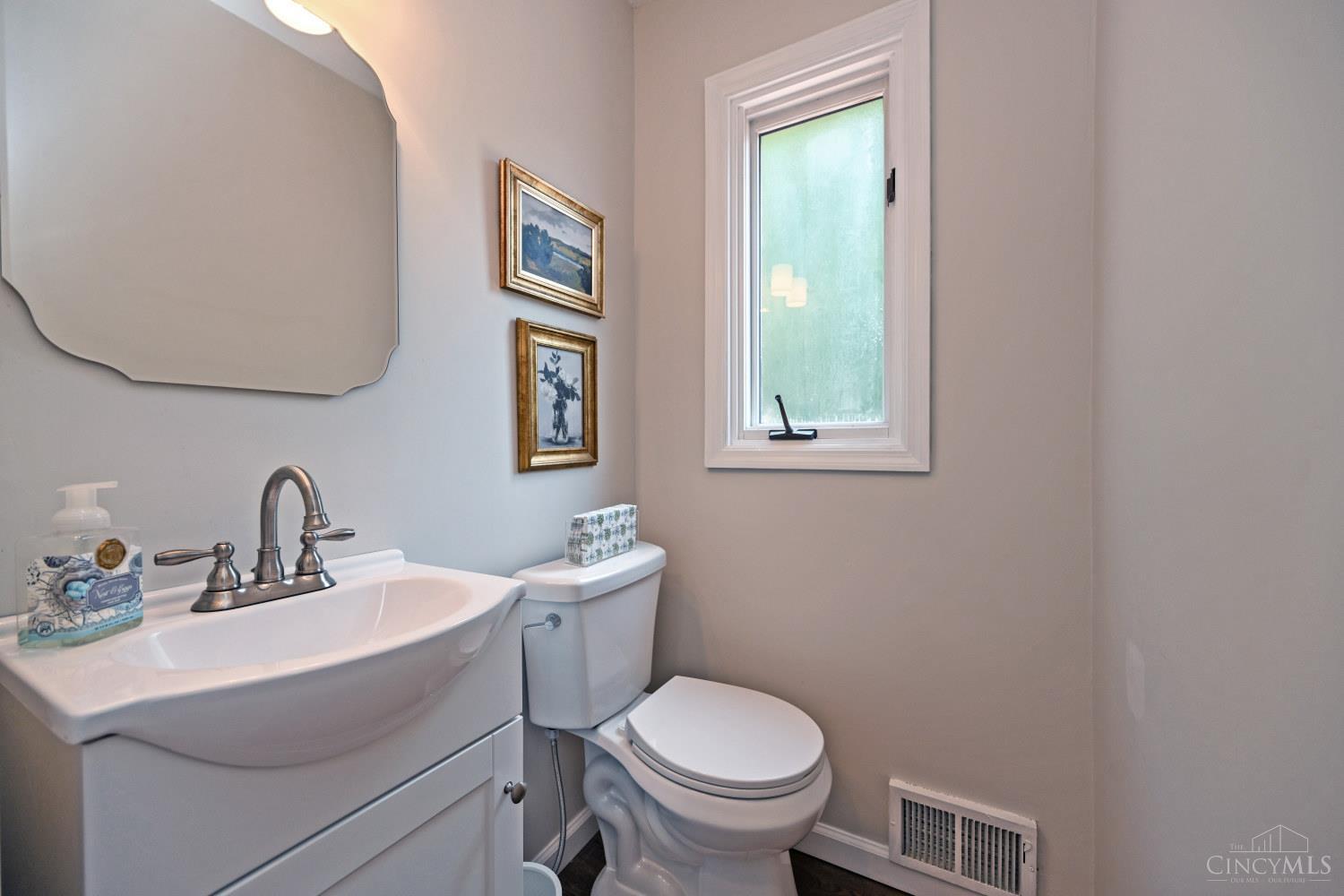 101 Linden Drive, Wyoming, OH, 45215 — photo 34