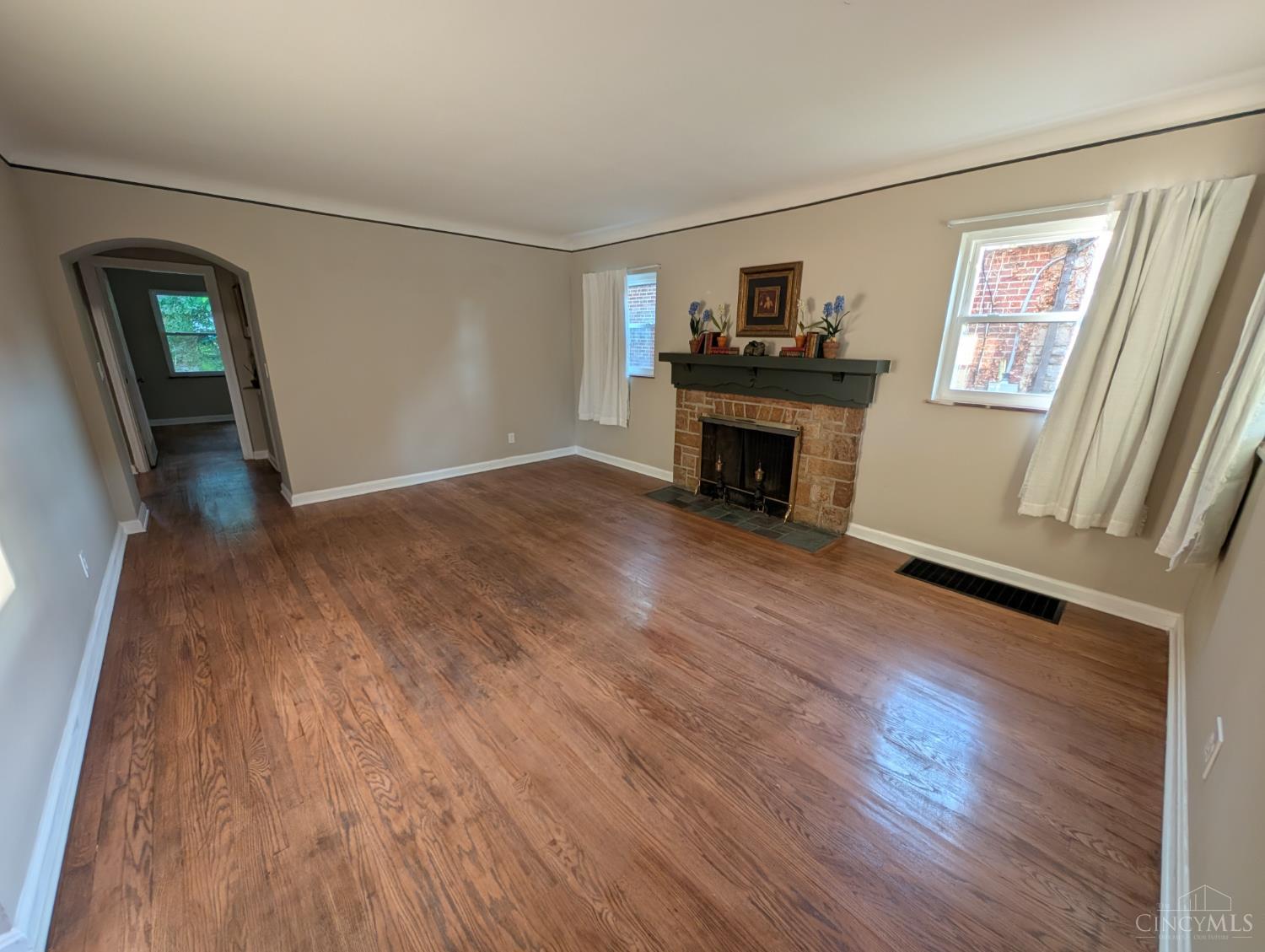 1127 North Bend Dr, Cincinnati, OH, 45224 — photo 3