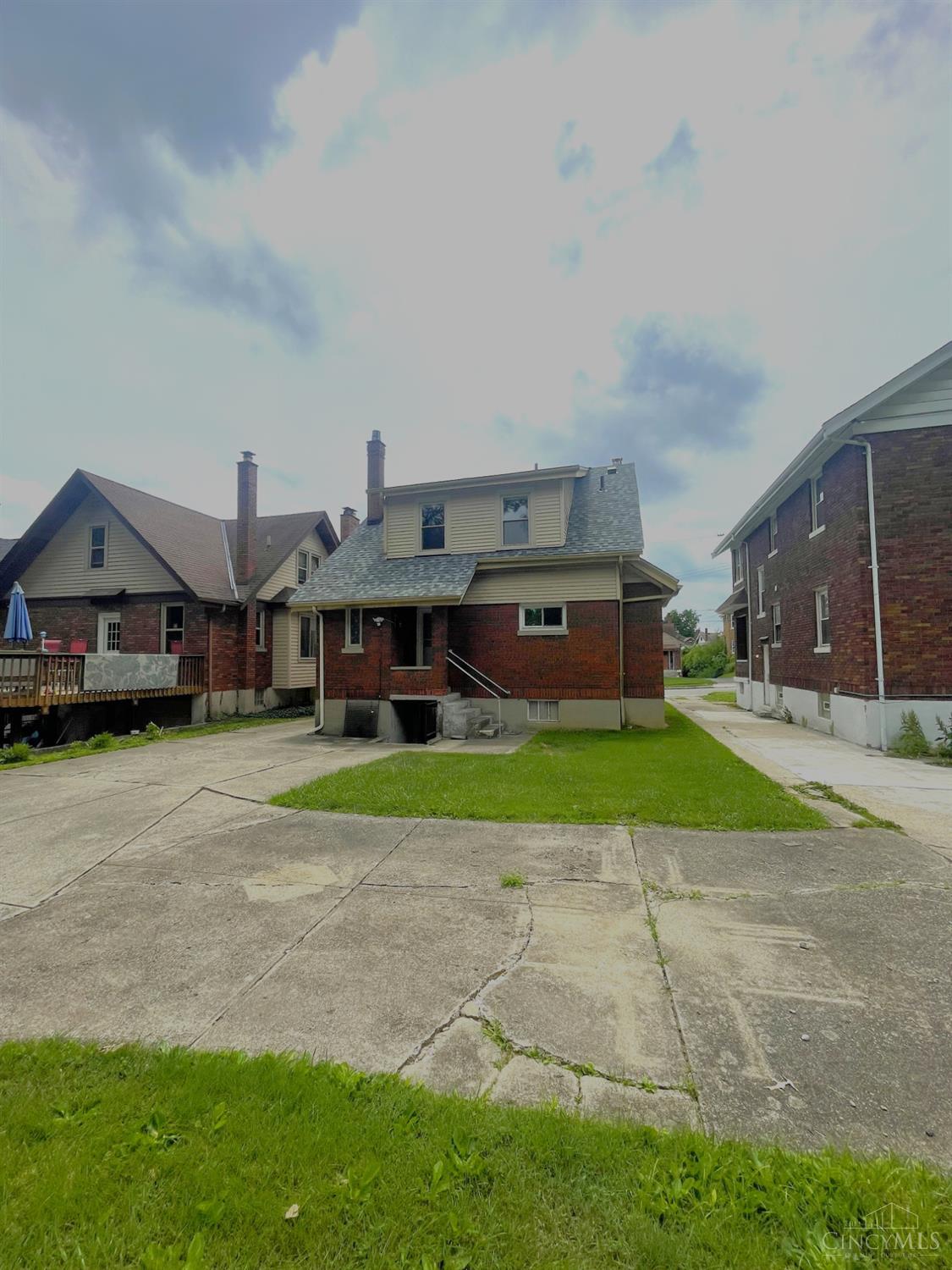 3520 St Martins Place, Cheviot, OH, 45211 — photo 6