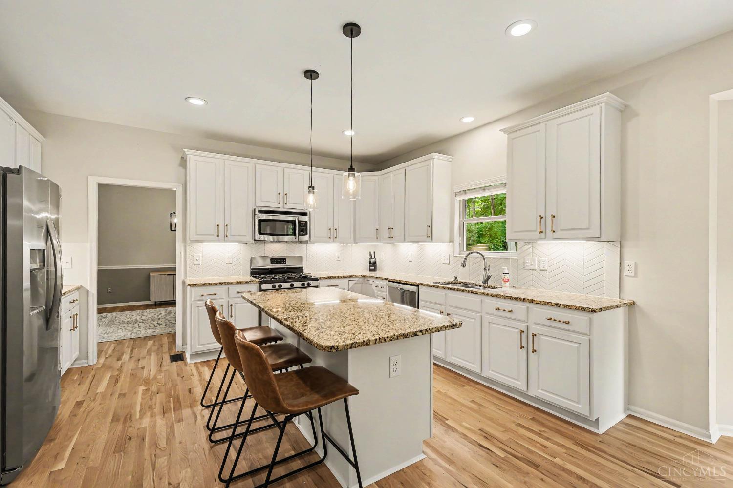 1001 Castlebay Drive, Pierce Twp, OH, 45245 — photo 11