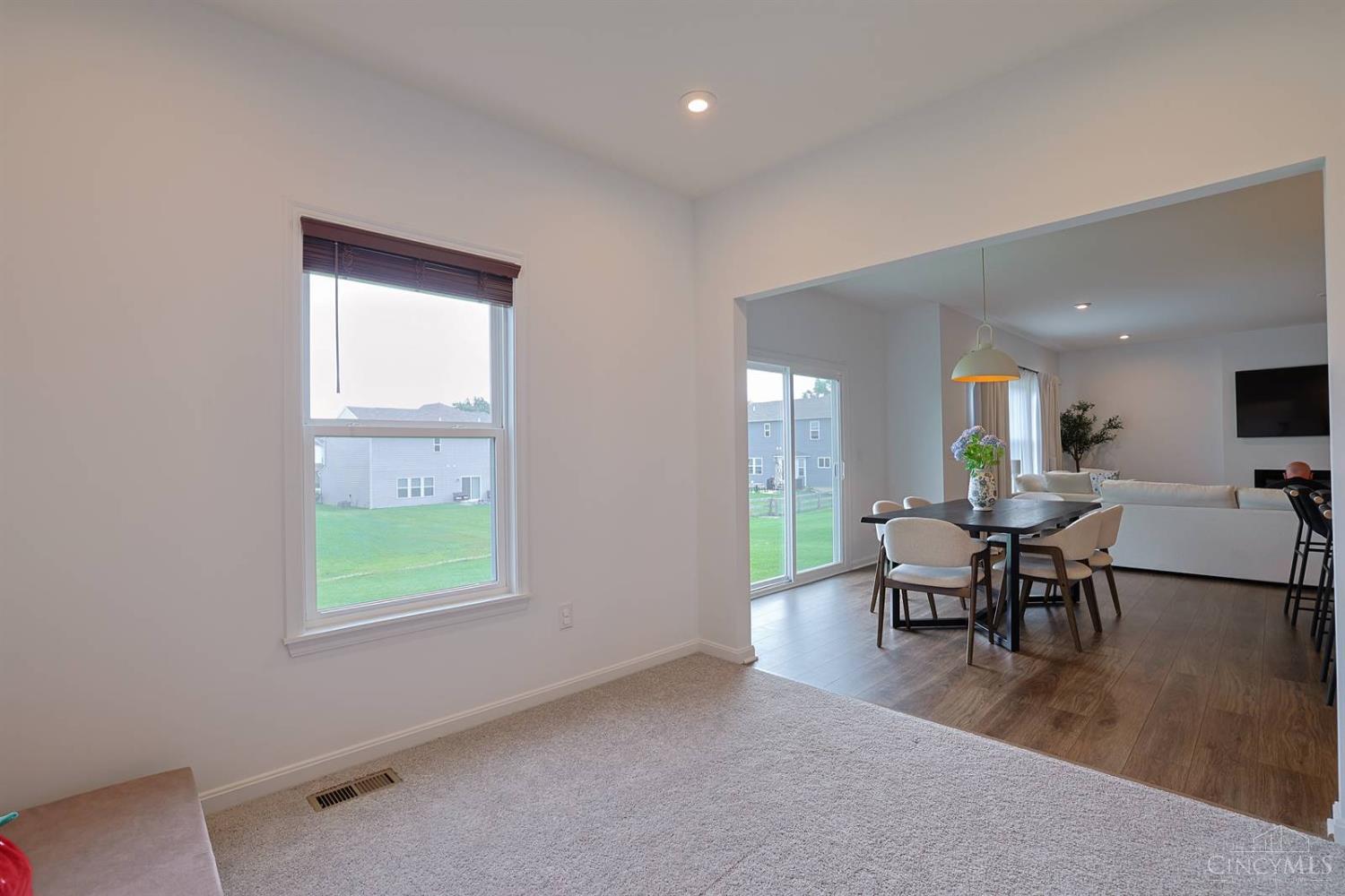 1257 Soaring Way, Hamilton Twp, OH, 45039 — photo 11