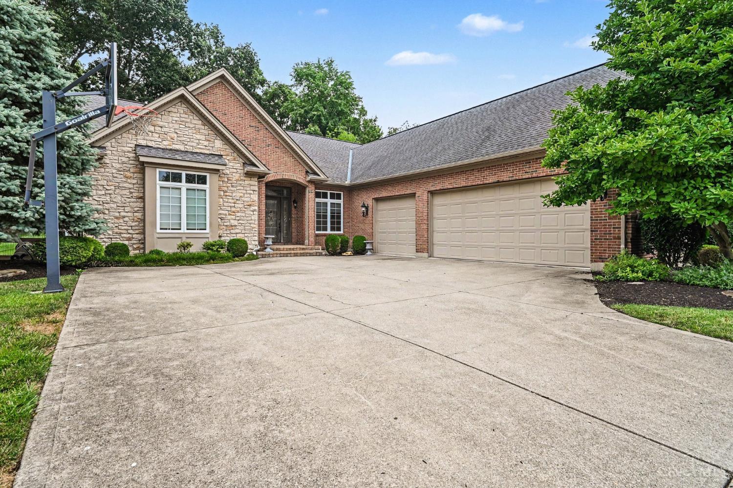 7860 Jolain Drive, Montgomery, OH, 45242