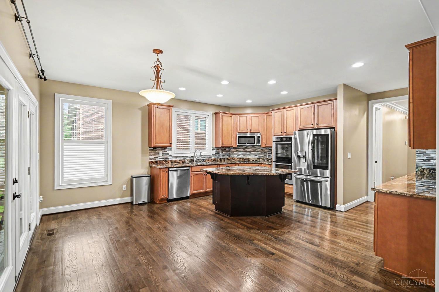 7860 Jolain Drive, Montgomery, OH, 45242