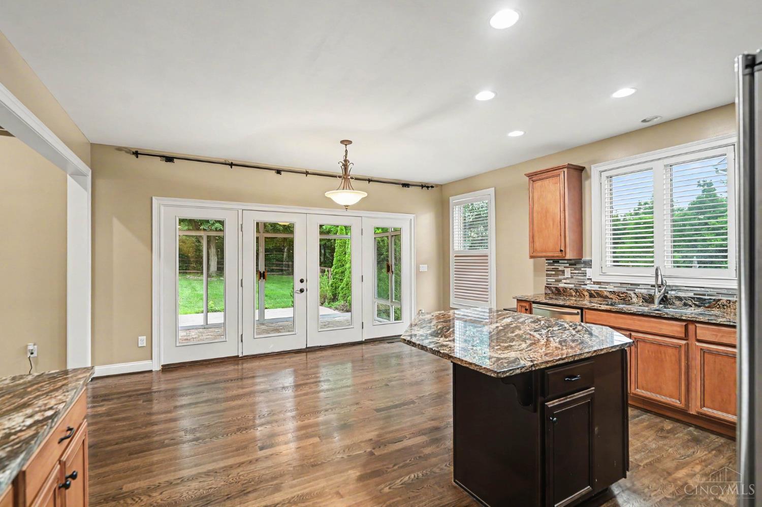 7860 Jolain Drive, Montgomery, OH, 45242