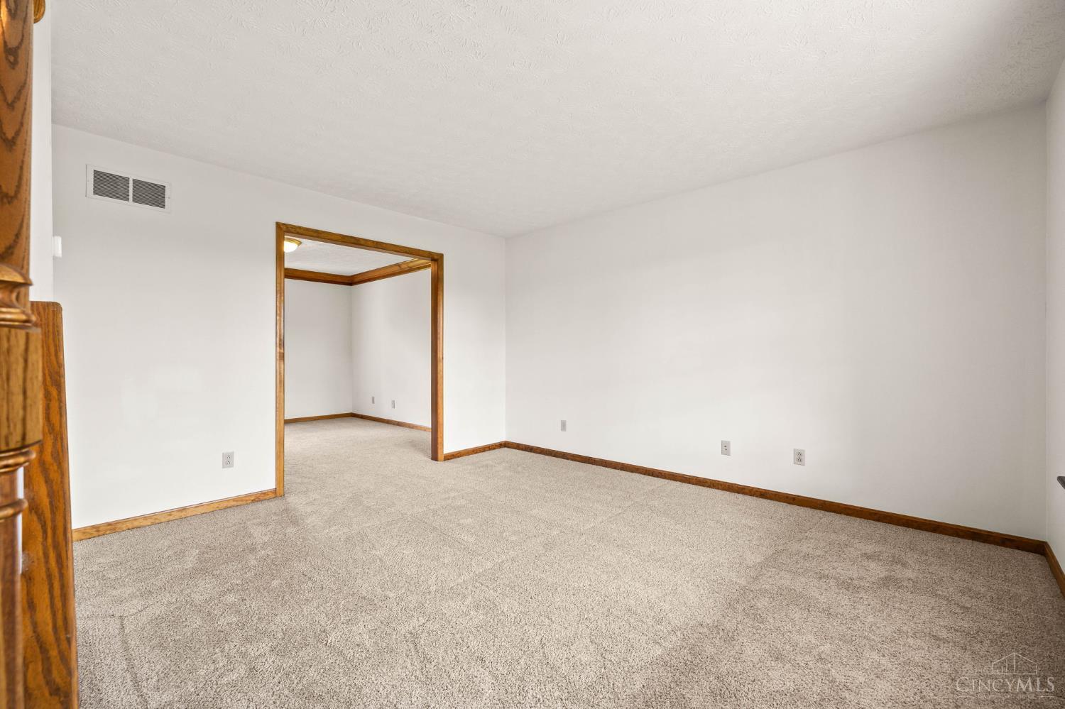 6821 Cincinnati Dayton Road, Liberty Twp, OH, 45044