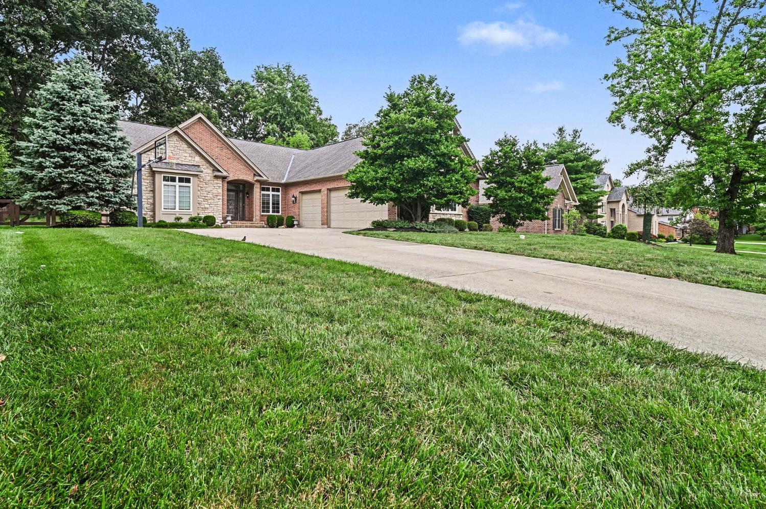 7860 Jolain Drive, Montgomery, OH, 45242