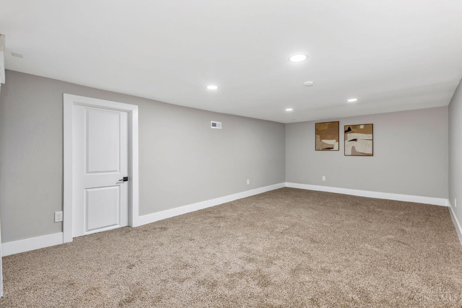 5753 Boomer Road, Green Twp, OH, 45247 — photo 34