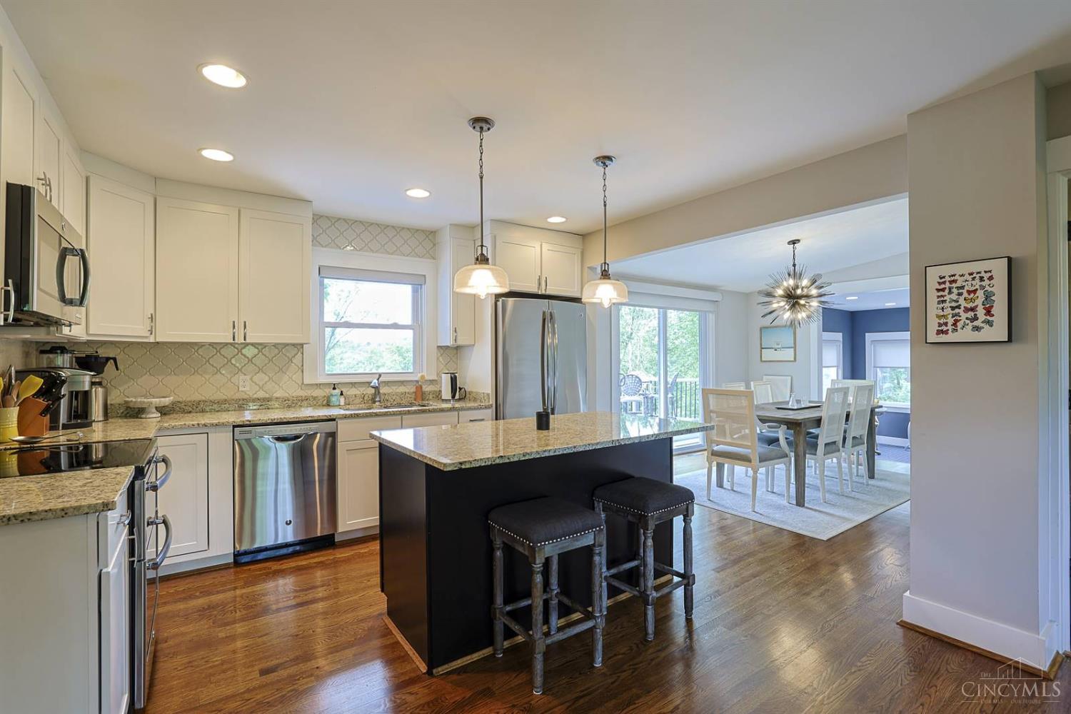 211 Hilltop Lane, Wyoming, OH, 45215 — photo 16