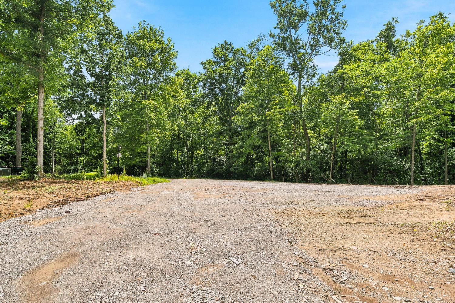 568 Locust Run Road, Pierce Twp, OH, 45245 — photo 18