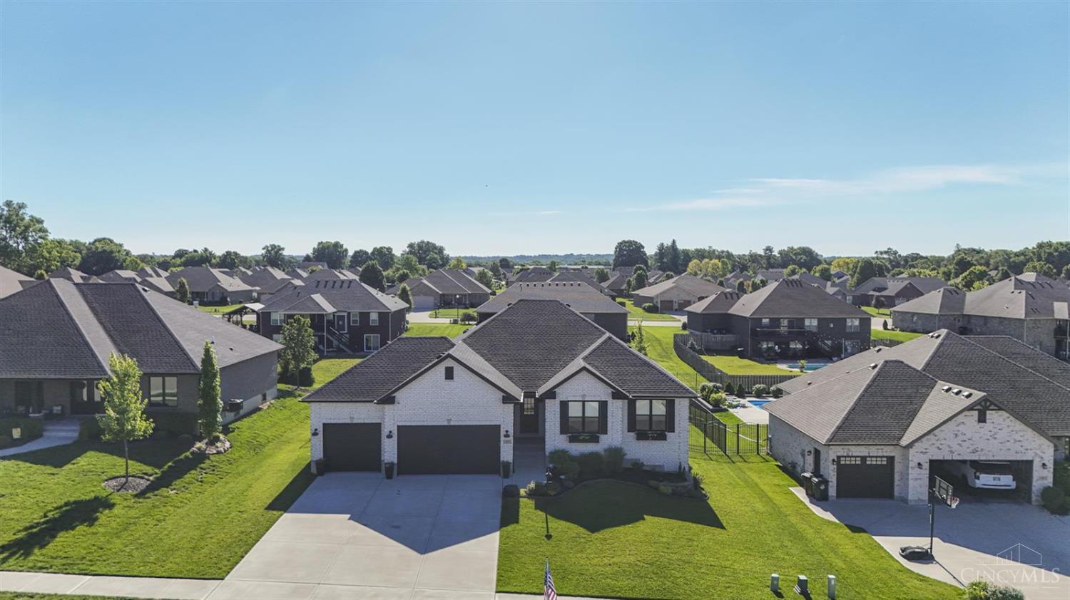 139 Wolf Creek Court, Carlisle, OH, 45005 — photo 3