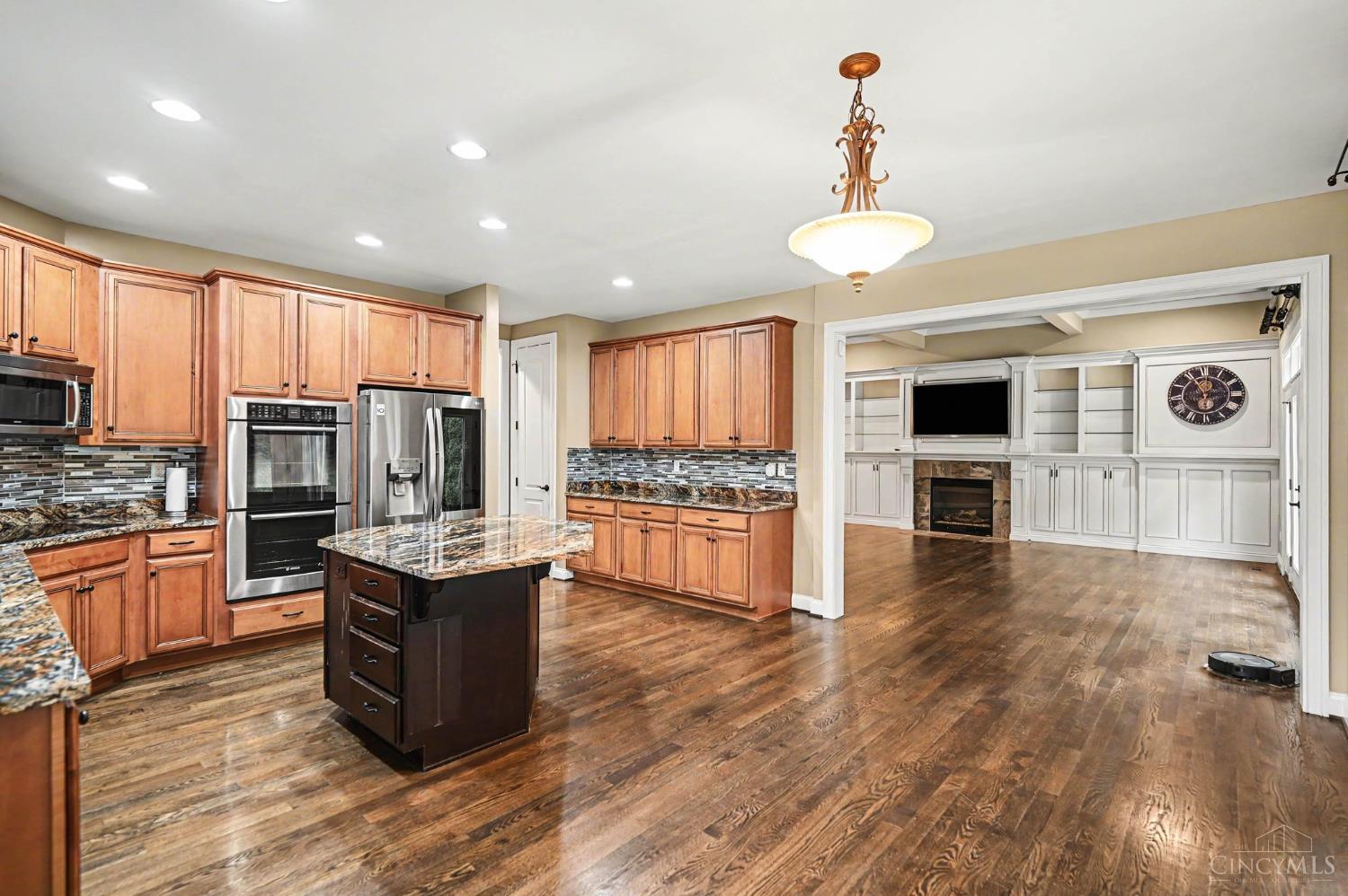 7860 Jolain Drive, Montgomery, OH, 45242