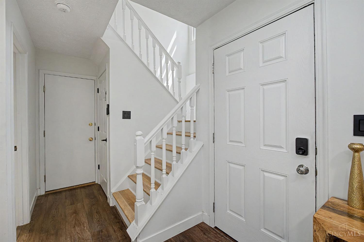 9493 Fox Run Drive, Deerfield Twp., OH, 45040 — photo 5