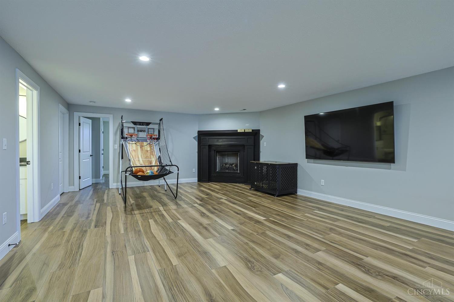 139 Wolf Creek Court, Carlisle, OH, 45005 — photo 31
