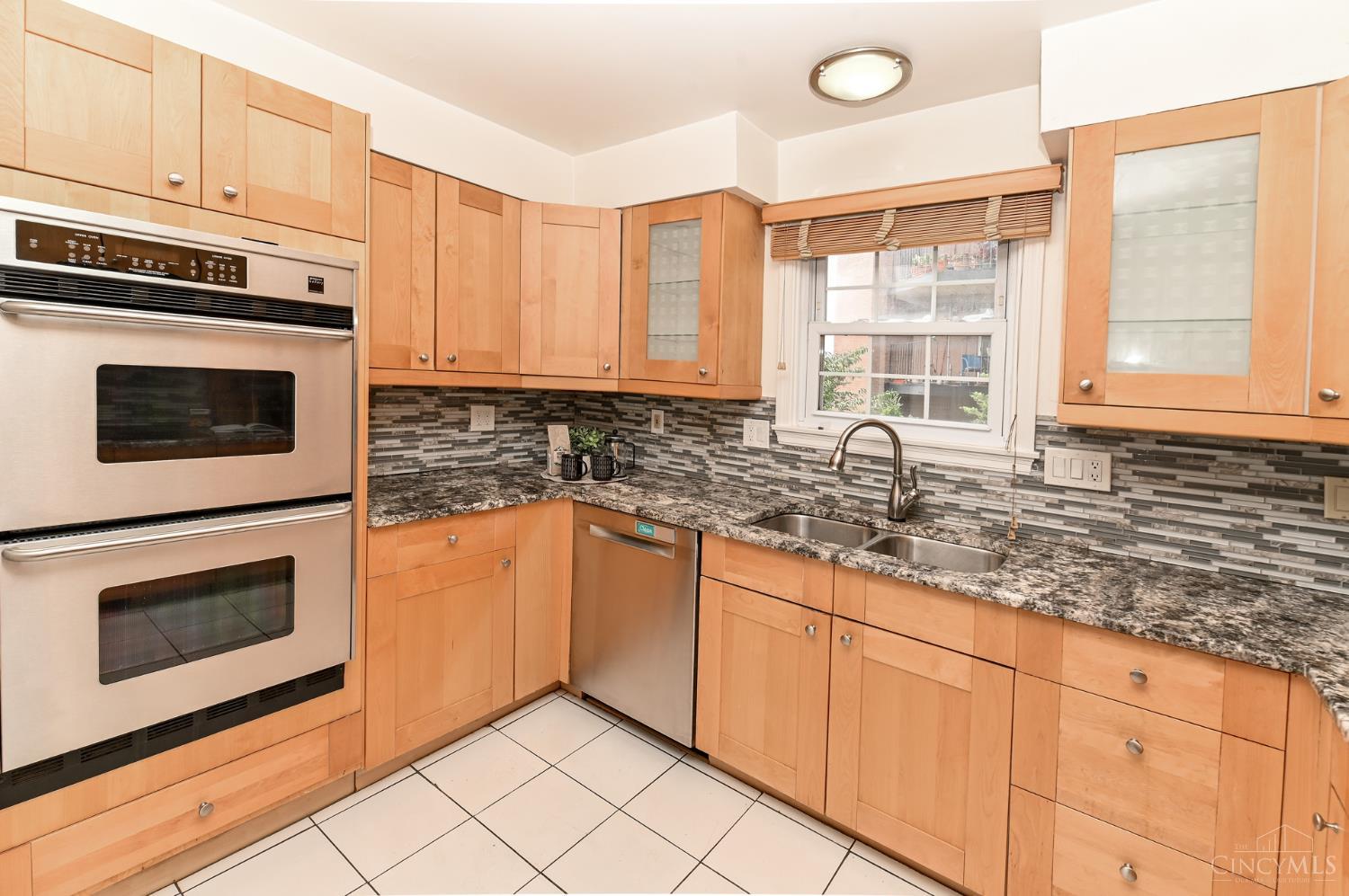 854 Rue De La Paix #B1, Cincinnati, OH, 45220 — photo 15