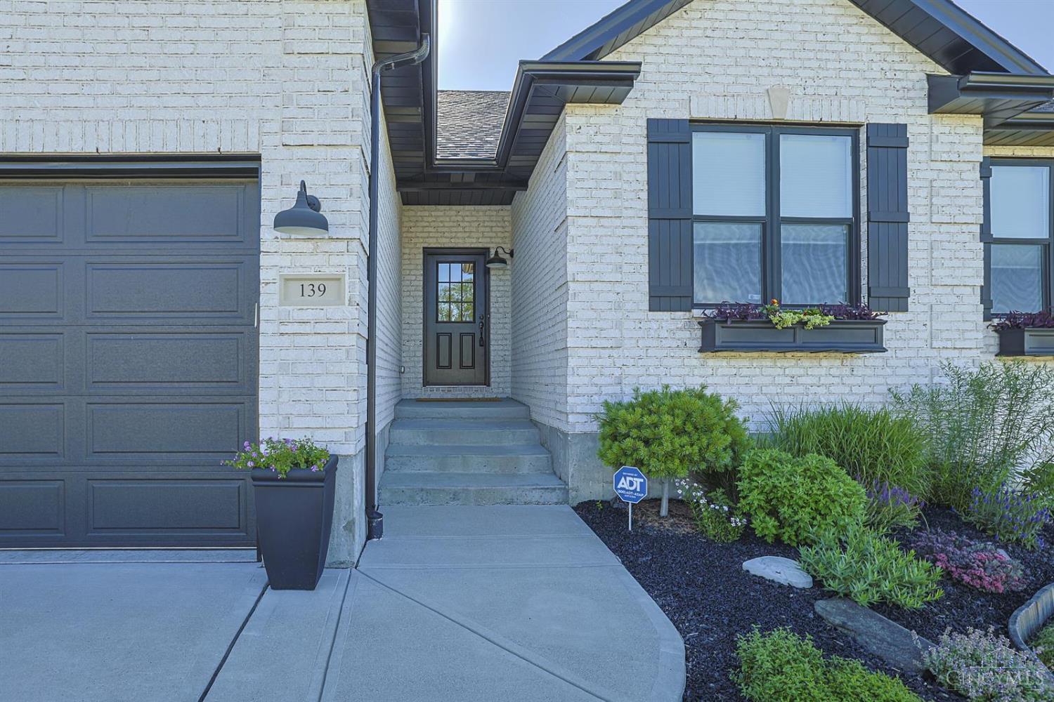139 Wolf Creek Court, Carlisle, OH, 45005 — photo 4