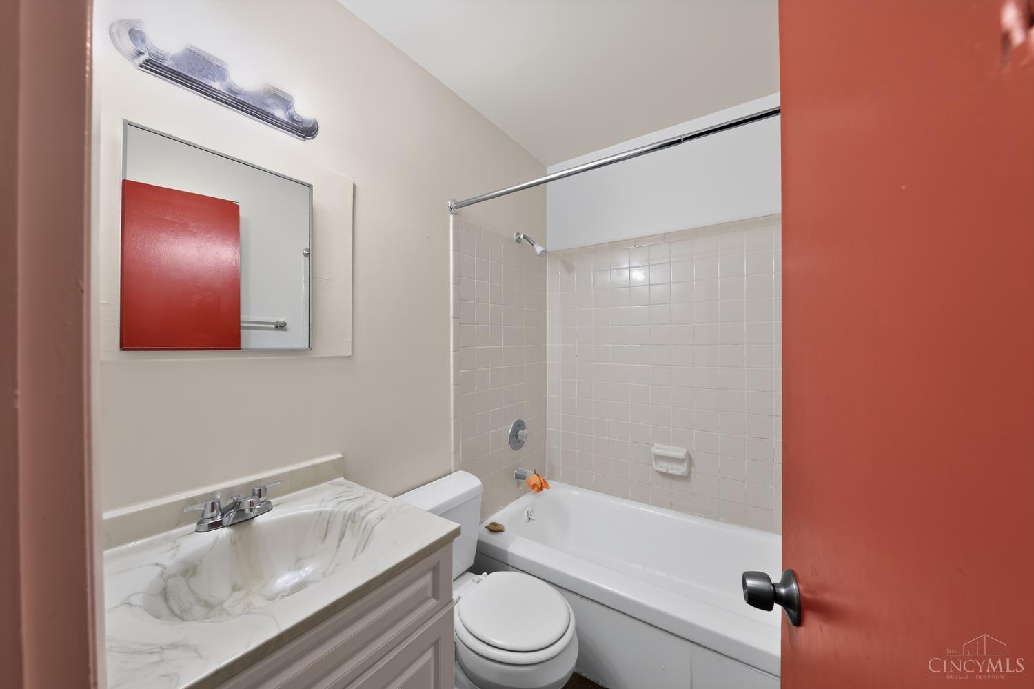 9192 Pippin Road, Colerain Twp, OH, 45251 — photo 17