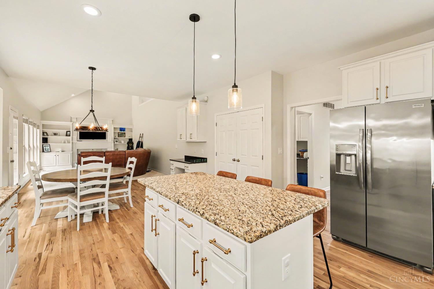 1001 Castlebay Drive, Pierce Twp, OH, 45245 — photo 14