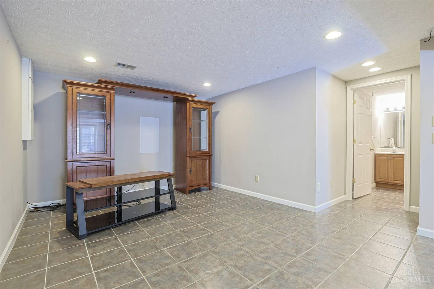 10510 Asheville Pine Court, Harrison, OH, 45030 — photo 40