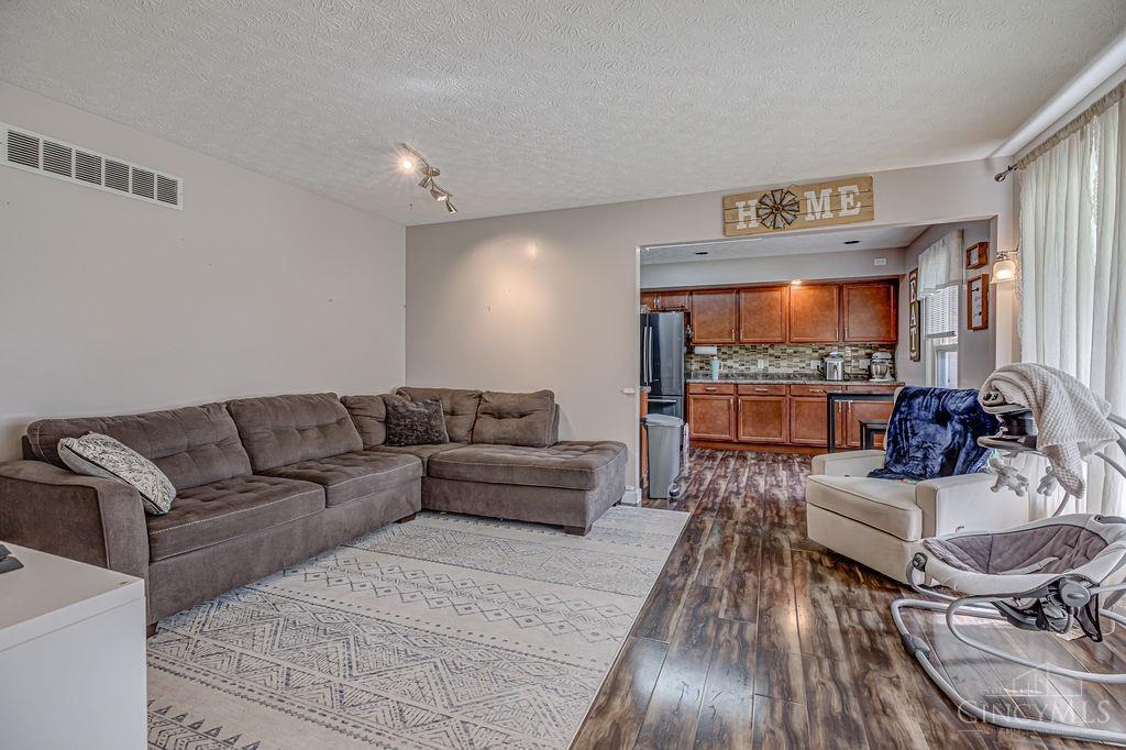 2792 Laurie Court, Ross Twp, OH, 45014 — photo 6