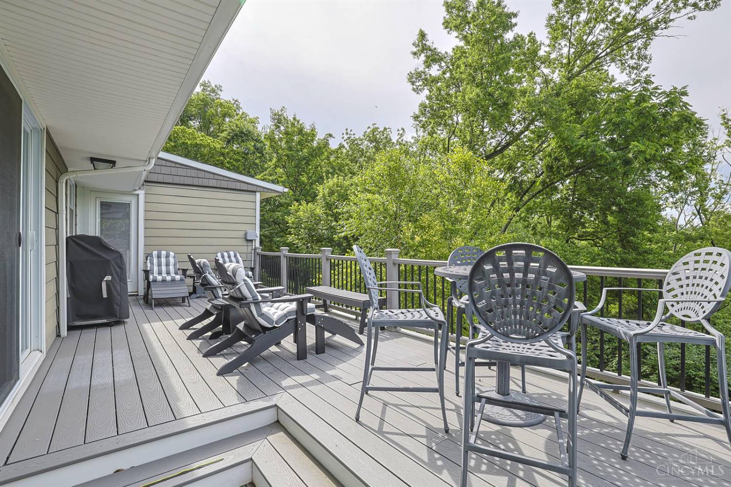 211 Hilltop Lane, Wyoming, OH, 45215 — photo 43