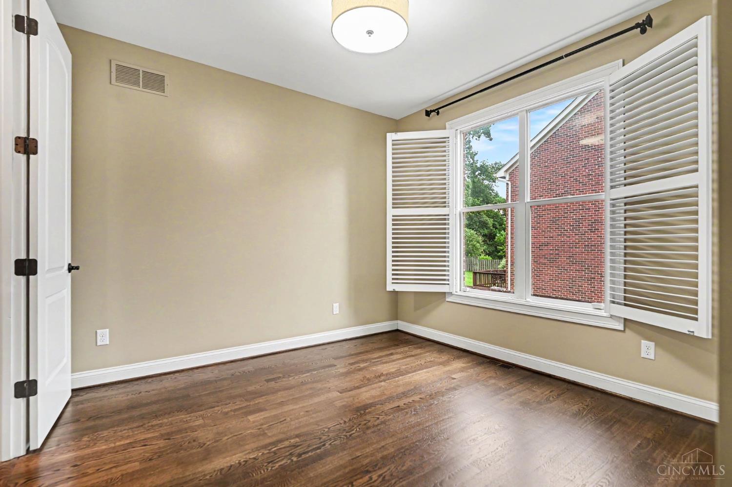 7860 Jolain Drive, Montgomery, OH, 45242