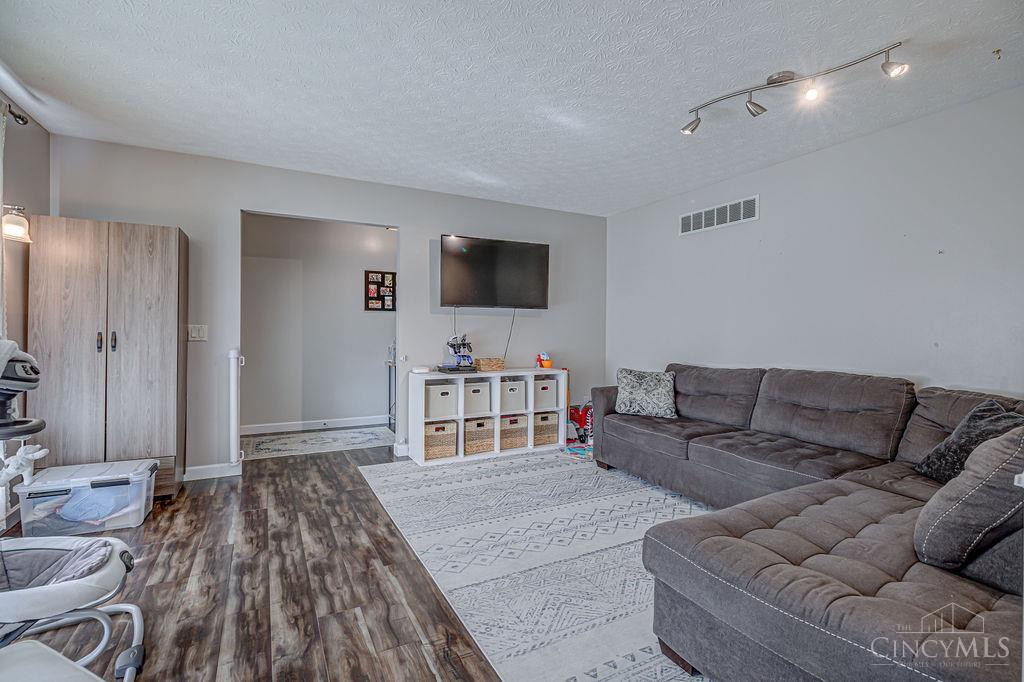 2792 Laurie Court, Ross Twp, OH, 45014 — photo 7