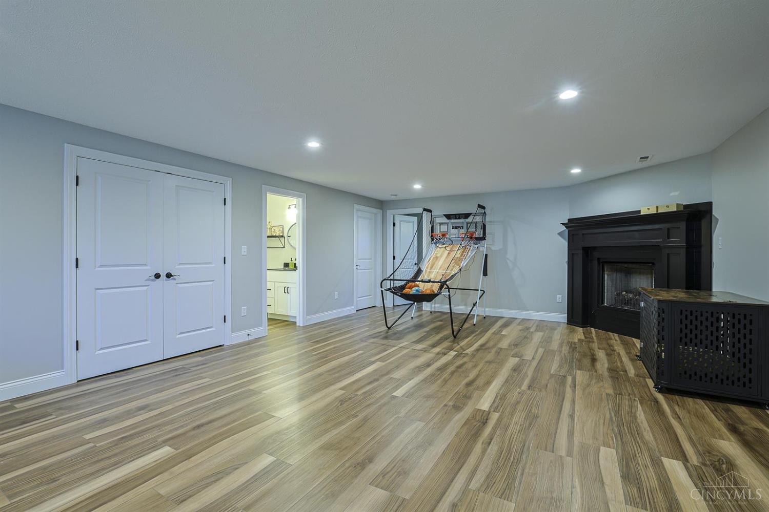 139 Wolf Creek Court, Carlisle, OH, 45005 — photo 30