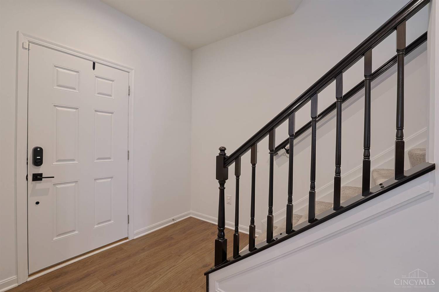 1257 Soaring Way, Hamilton Twp, OH, 45039 — photo 5