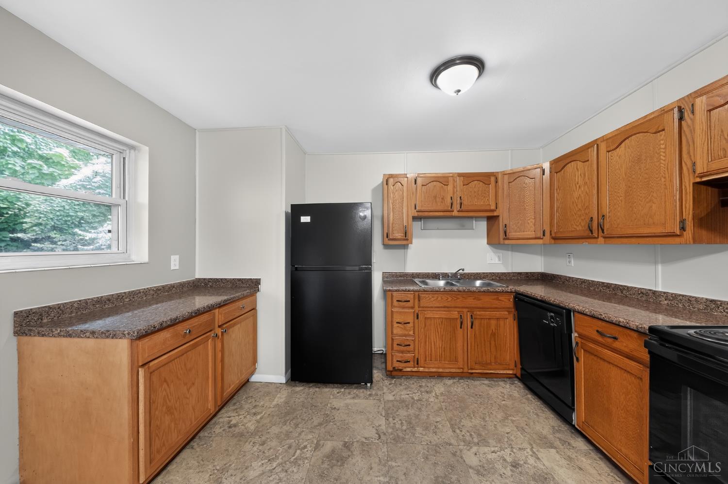 9192 Pippin Road, Colerain Twp, OH, 45251 — photo 9