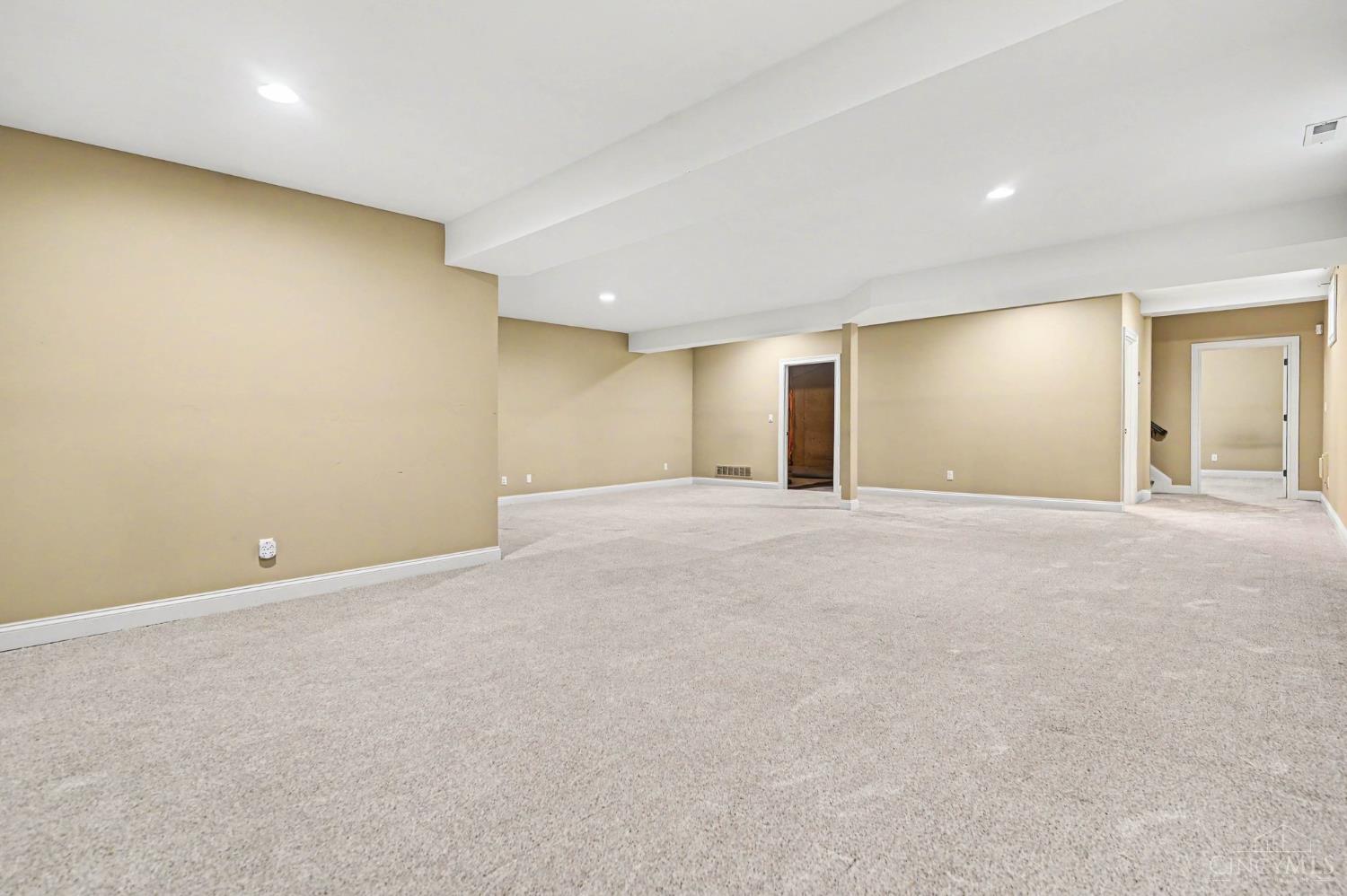 7860 Jolain Drive, Montgomery, OH, 45242