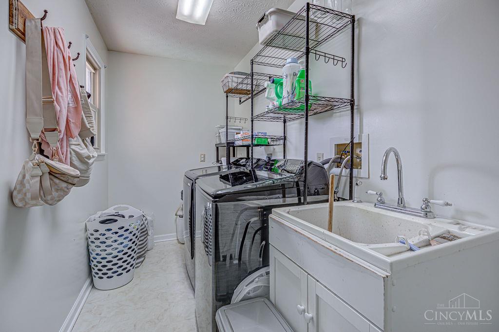 2792 Laurie Court, Ross Twp, OH, 45014 — photo 12