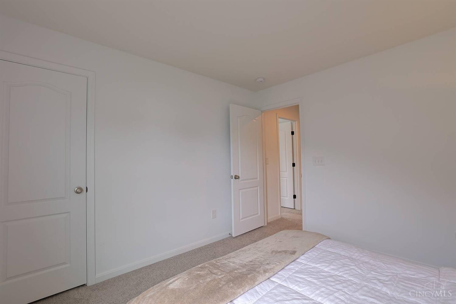1257 Soaring Way, Hamilton Twp, OH, 45039 — photo 26