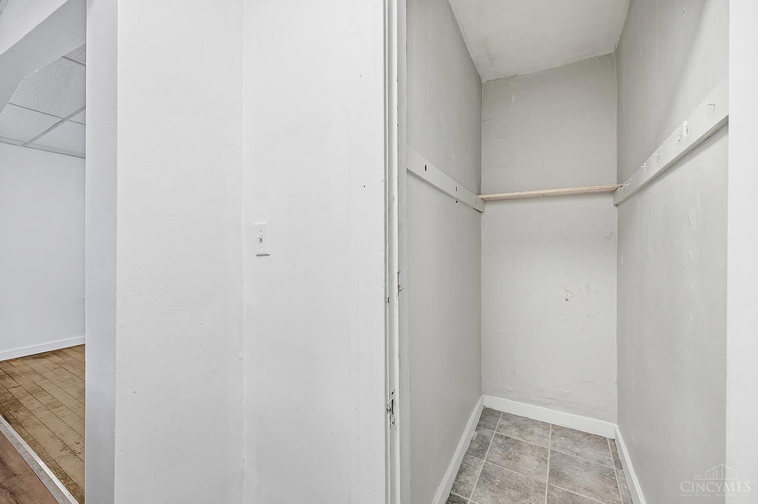 2222 Lawn Avenue #6, Norwood, OH, 45212 — photo 7