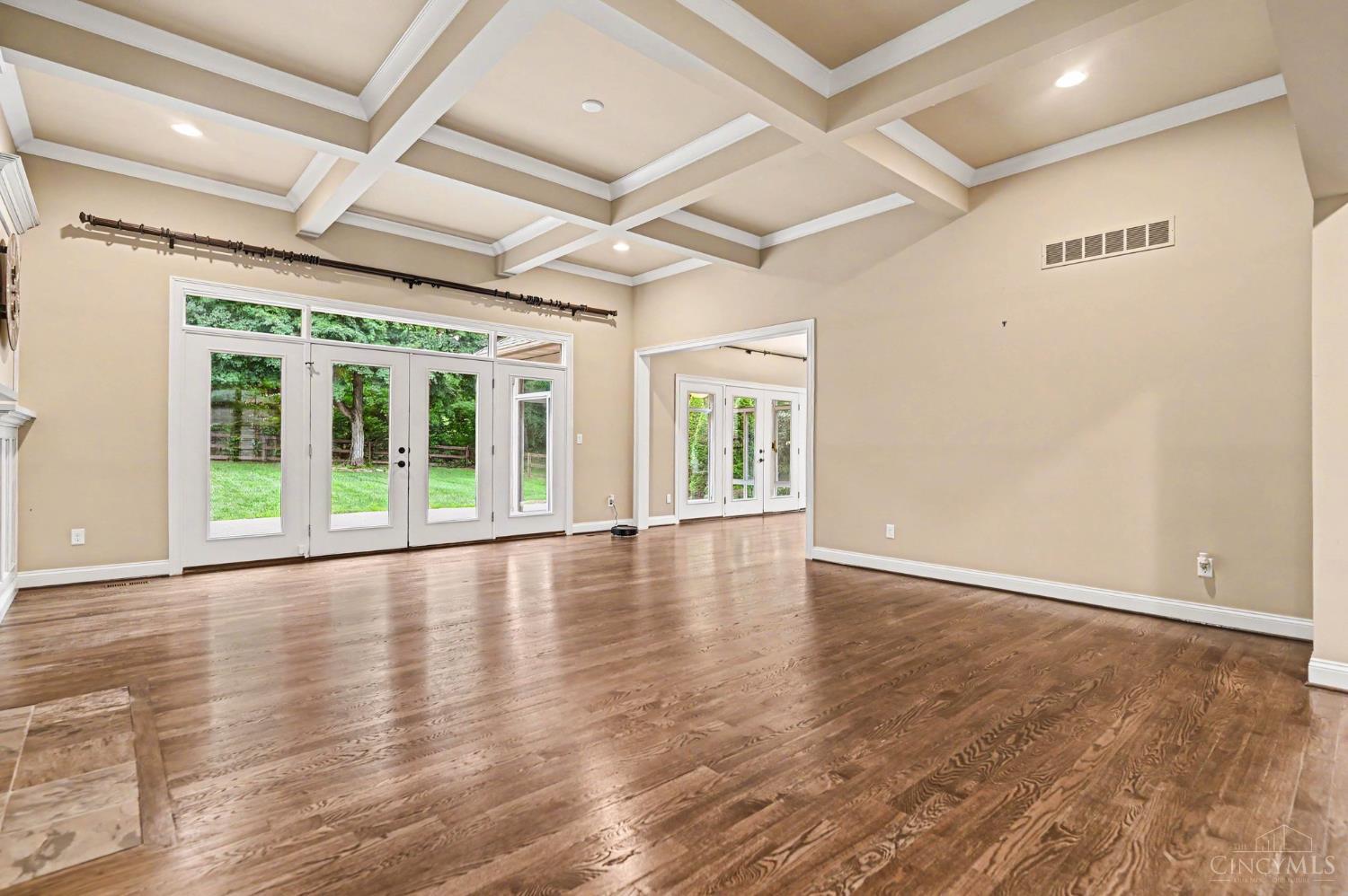 7860 Jolain Drive, Montgomery, OH, 45242
