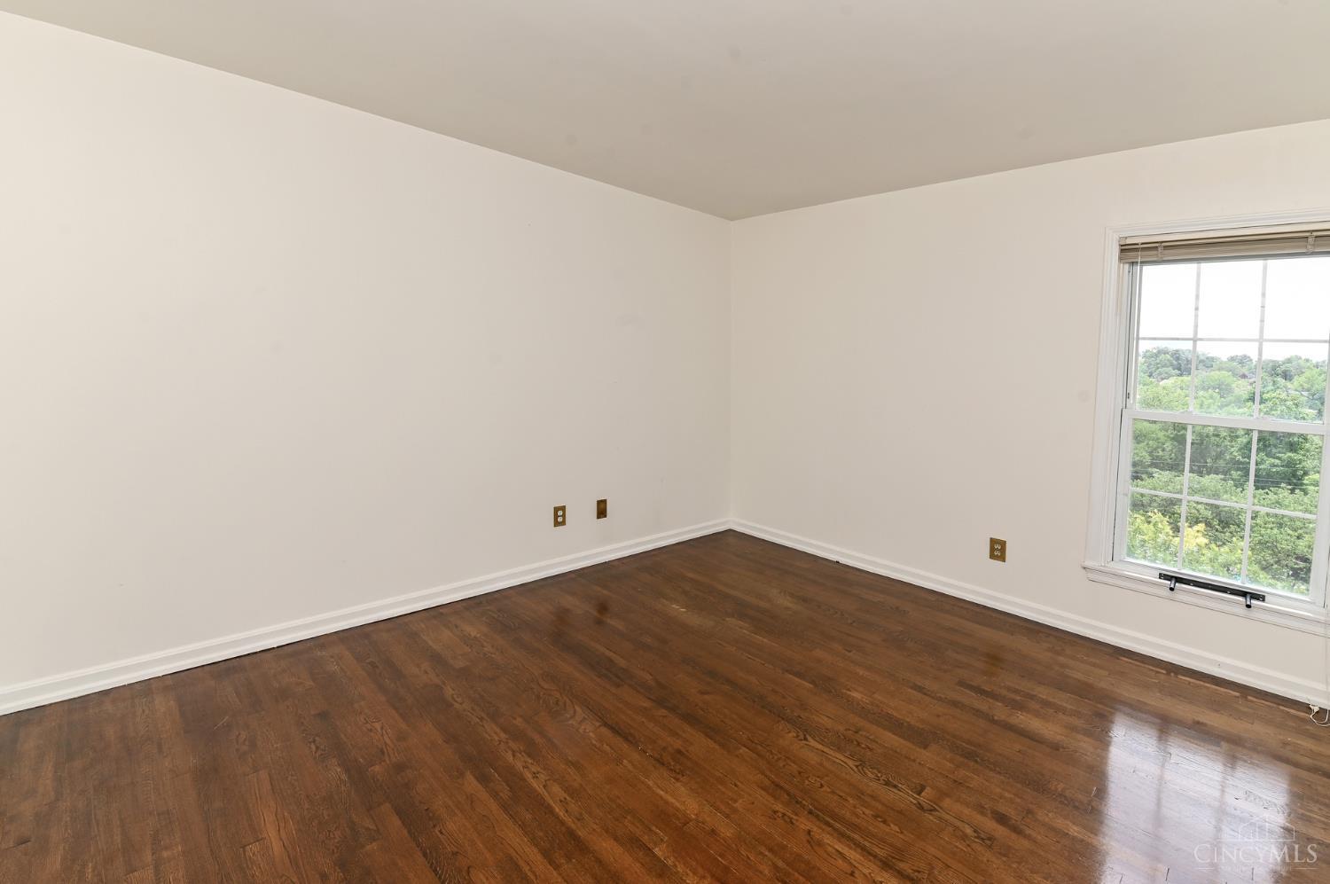 854 Rue De La Paix #B1, Cincinnati, OH, 45220 — photo 23