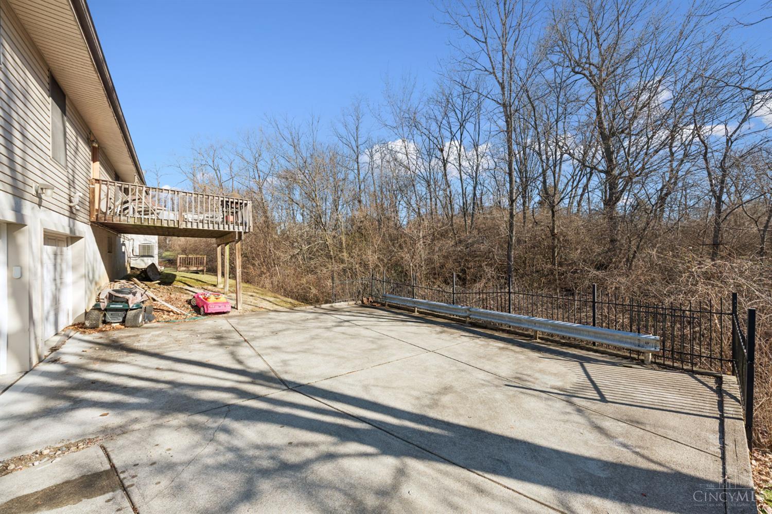 10228 Springbeauty Lane, Springfield Twp., OH, 45231 — photo 21