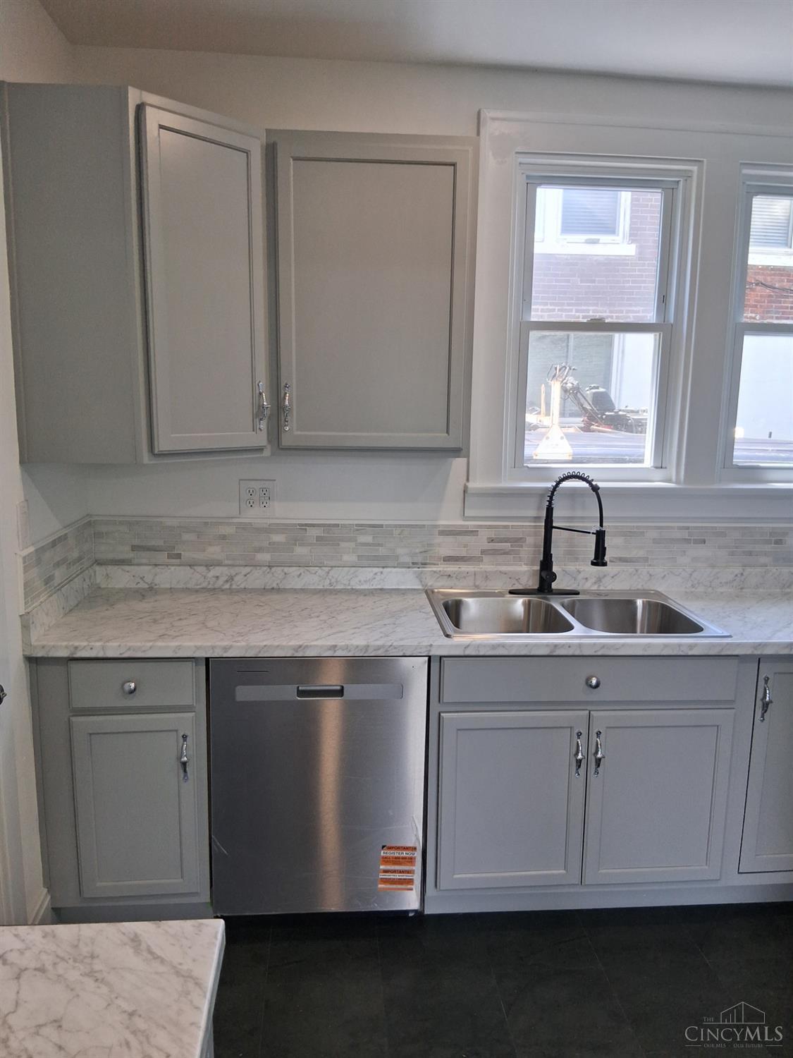 1915 Neyer Avenue, Cincinnati, OH, 45225 — photo 14