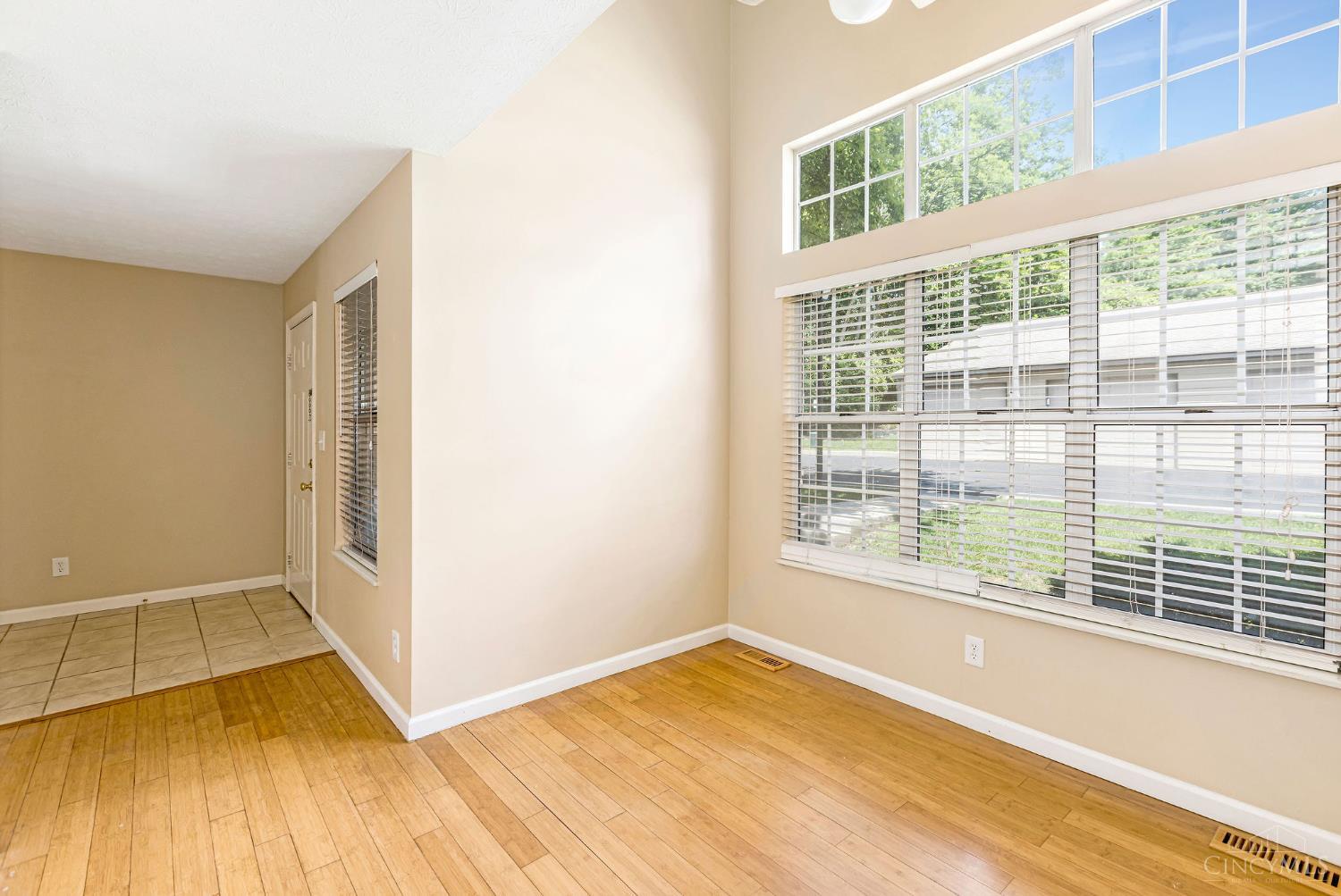 10555 Montgomery Road #77, Montgomery, OH, 45242 — photo 33
