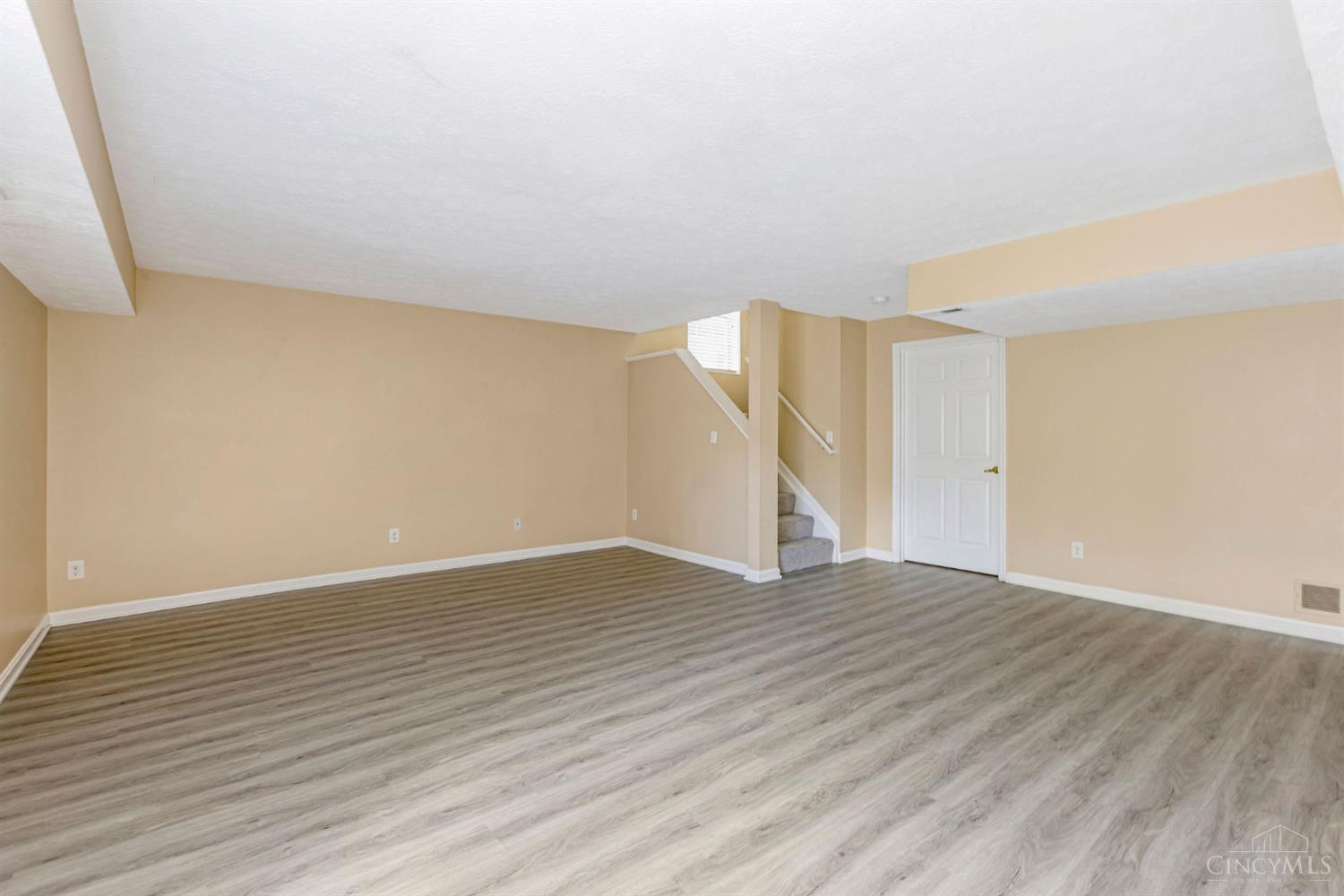 10555 Montgomery Road #77, Montgomery, OH, 45242 — photo 41
