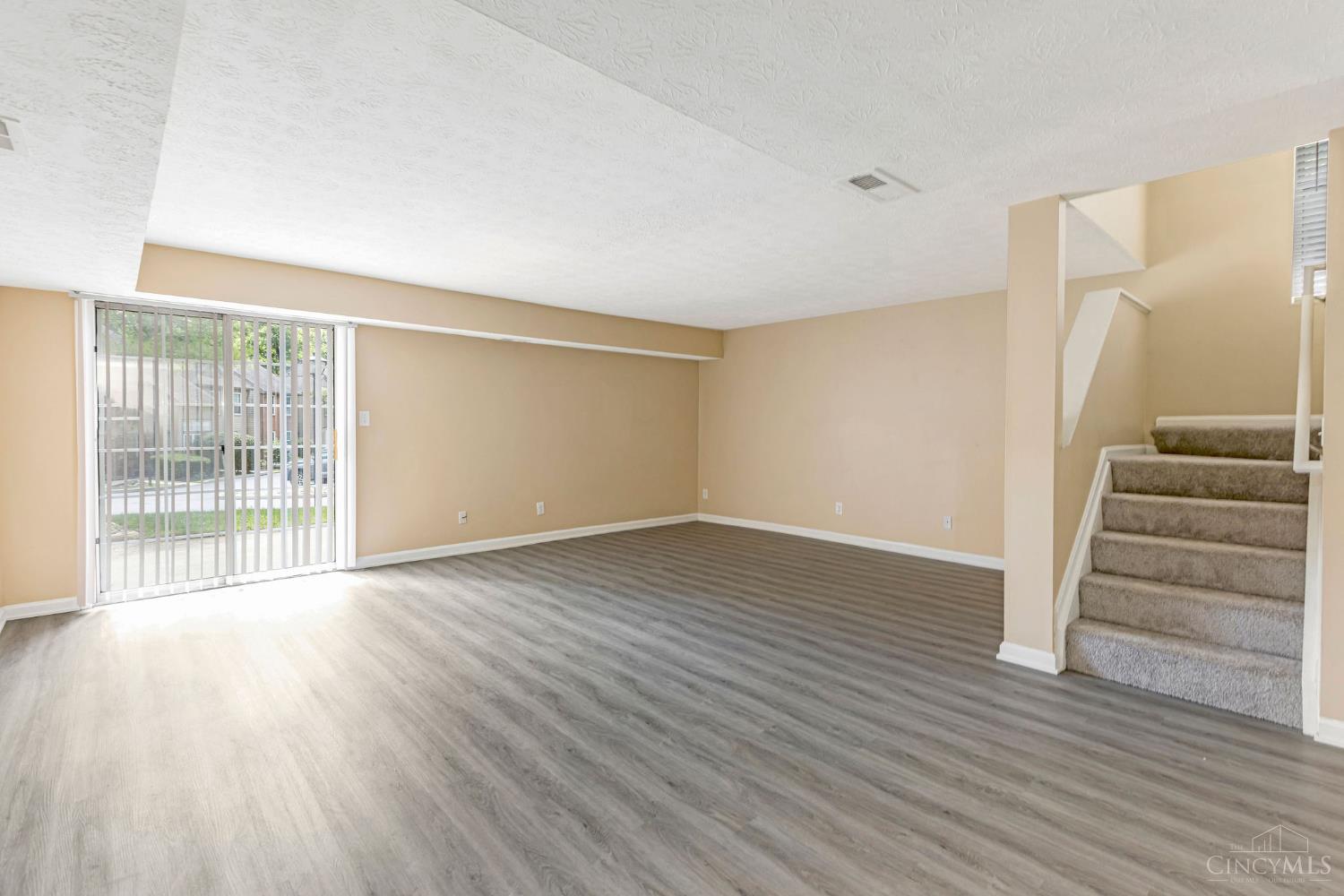 10555 Montgomery Road #77, Montgomery, OH, 45242 — photo 40