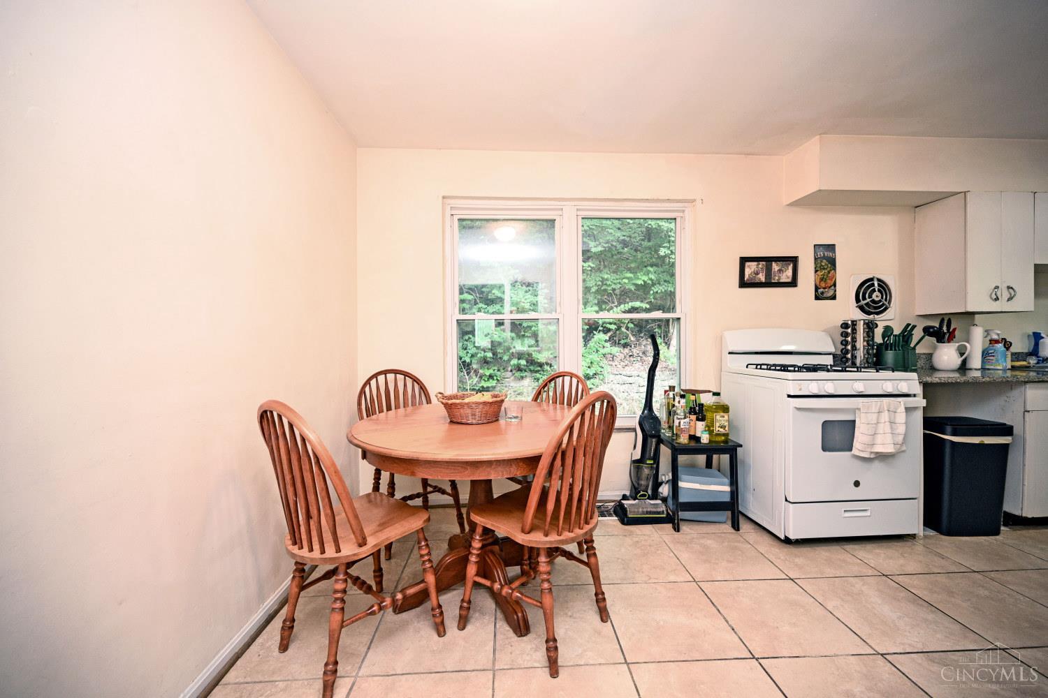 2881 Marshall Avenue, Cincinnati, OH, 45225 — photo 14