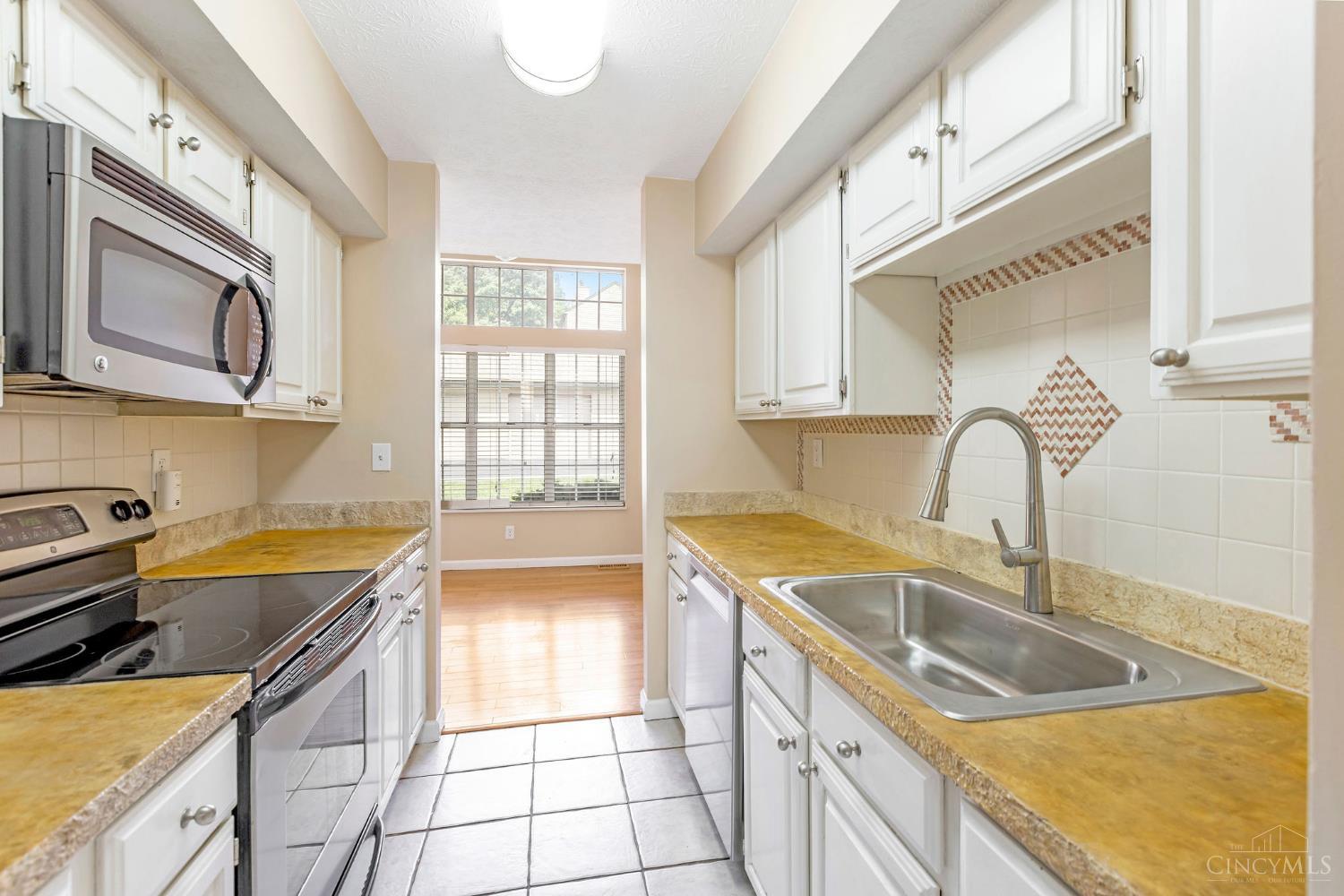 10555 Montgomery Road #77, Montgomery, OH, 45242 — photo 30