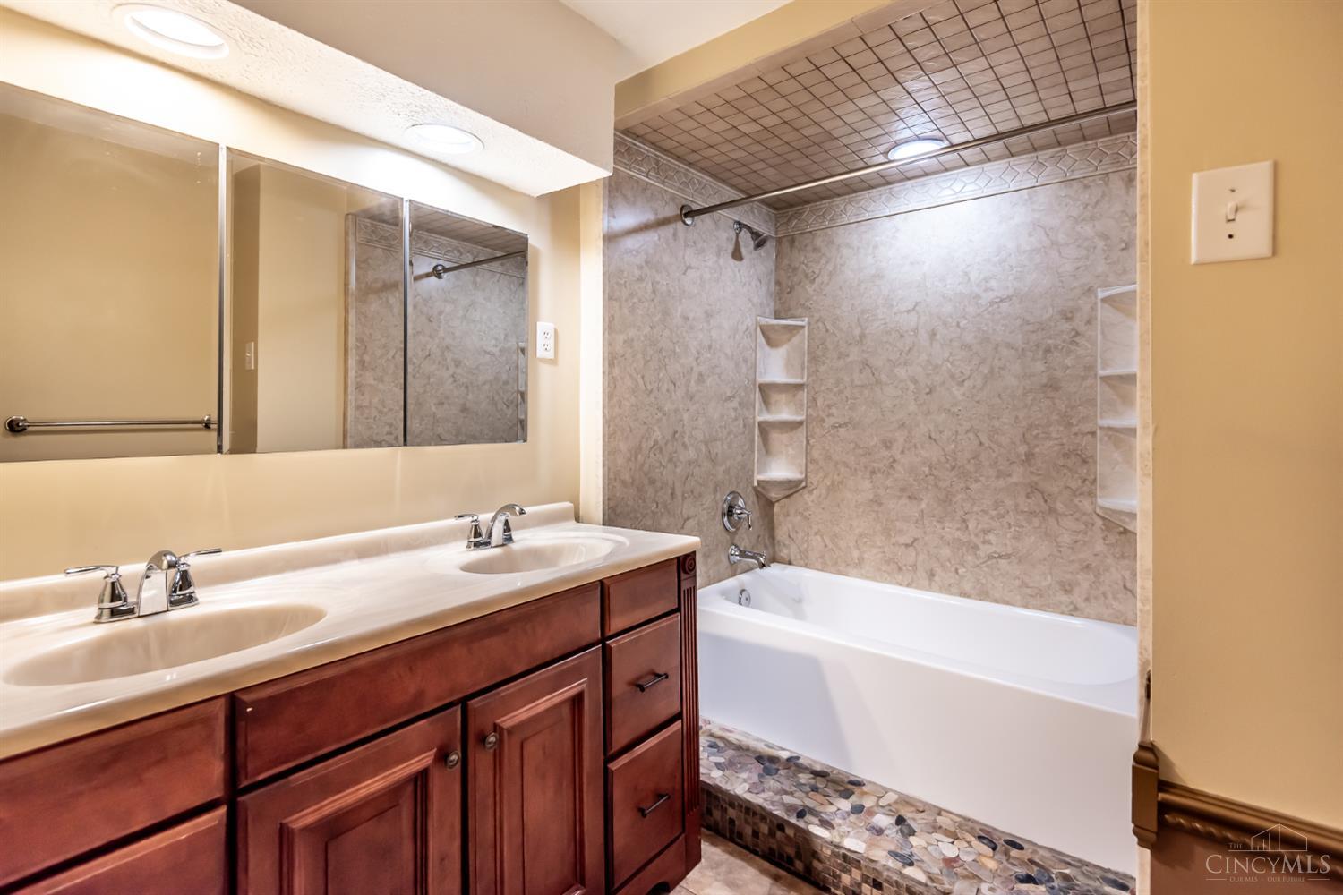 3730 Greentree Road, Turtle Creek Twp, OH, 45036 — photo 19