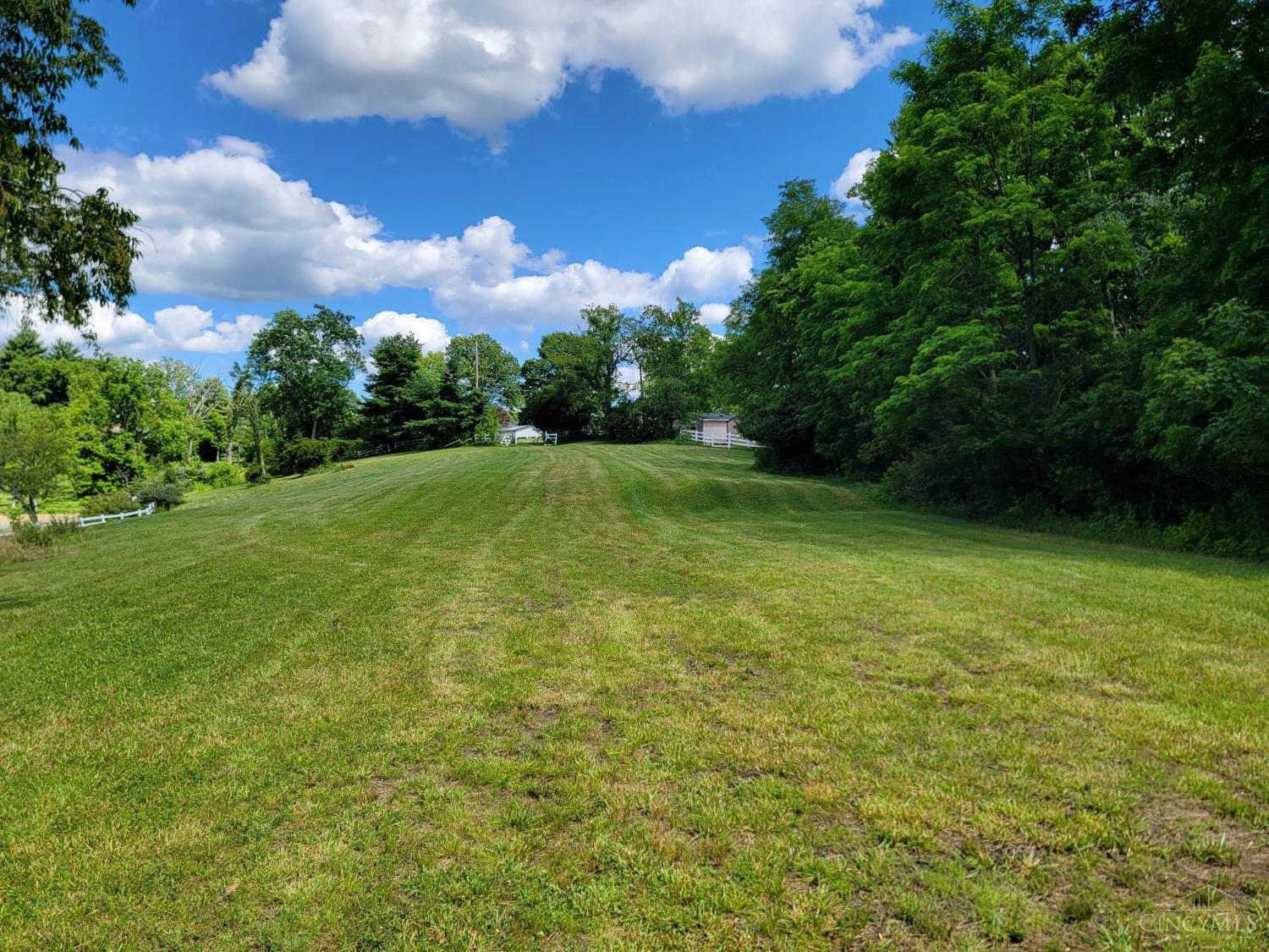 Photo 4 of Sale Pending at Wilson Crk Rd, Lawrenceburg, IN 47025 | MLS# 1884075 | Listing updated on 2026-09-22