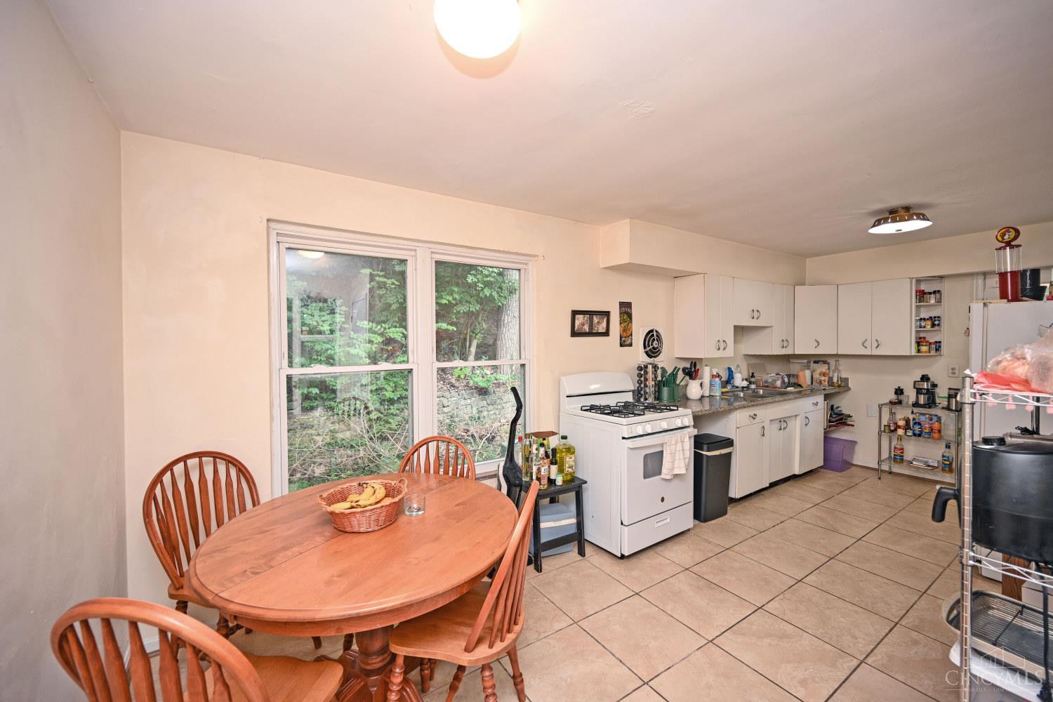 2881 Marshall Avenue, Cincinnati, OH, 45225 — photo 15
