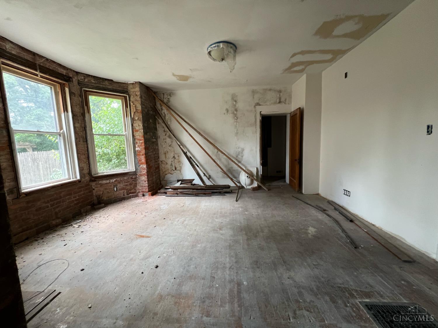451 Purcell Avenue, Cincinnati, OH, 45205 — photo 34