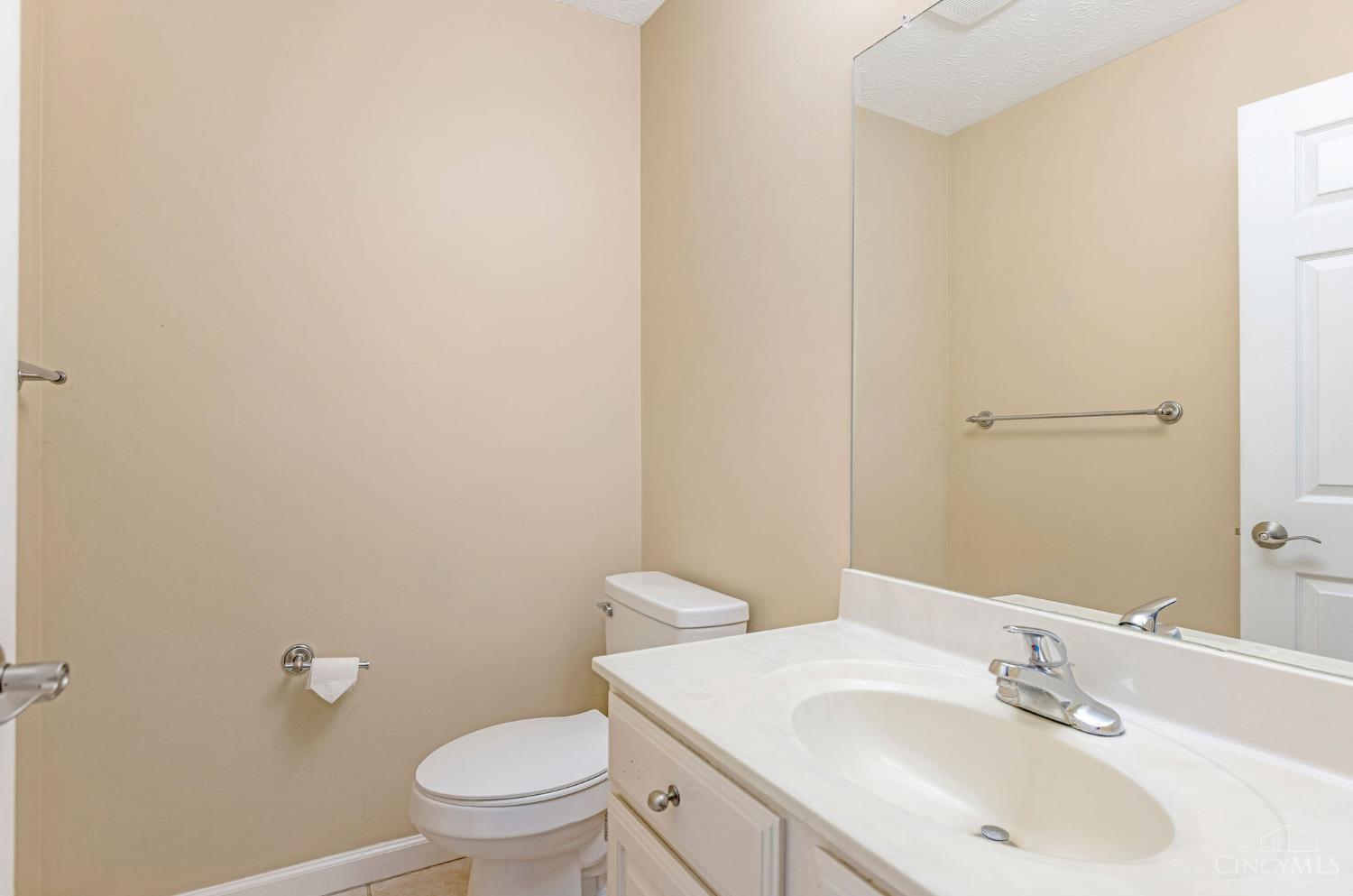 10555 Montgomery Road #77, Montgomery, OH, 45242 — photo 8
